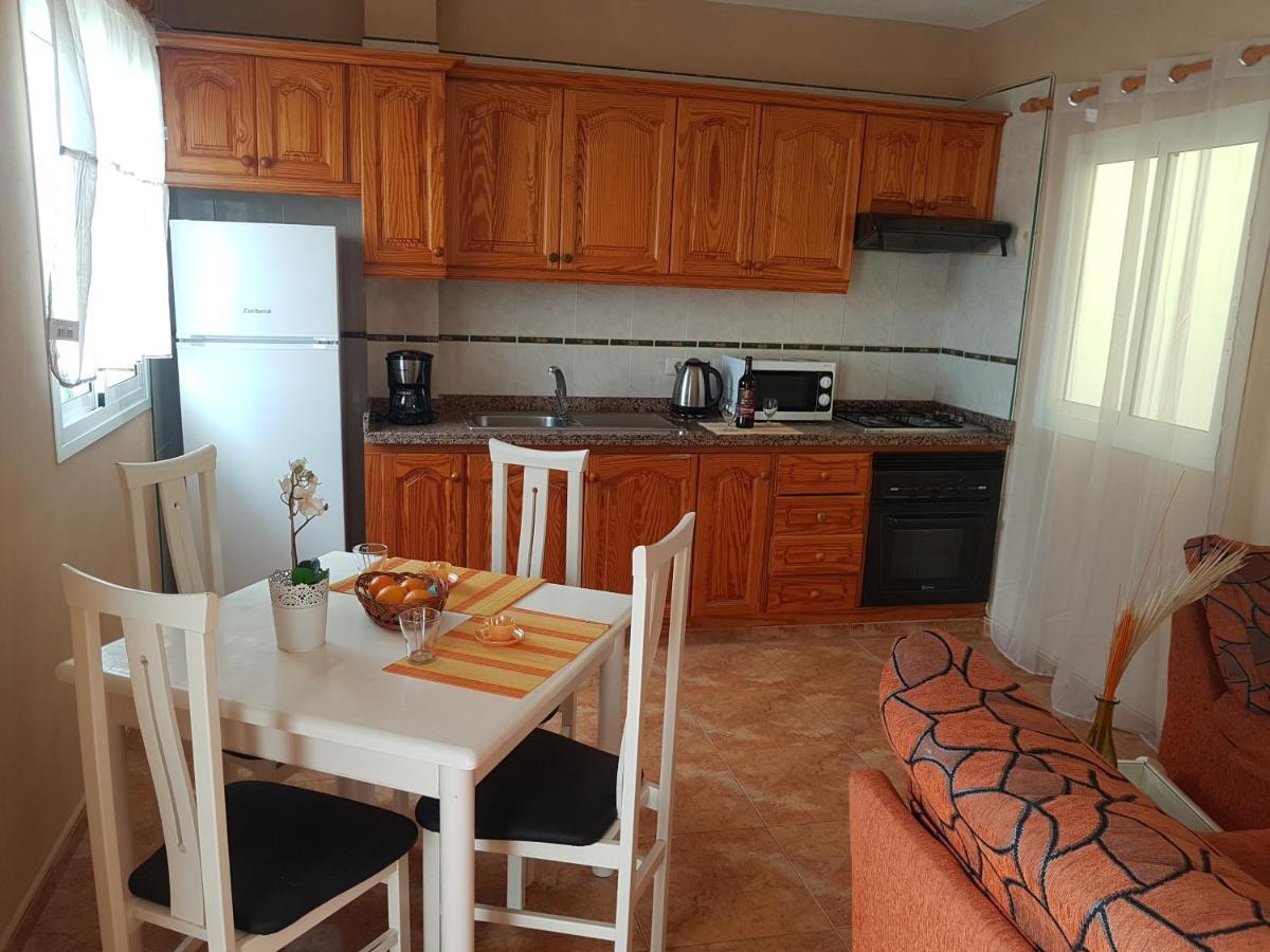 Apartamentos Las Salinas 2 Caleta de Interián Eksteriør billede